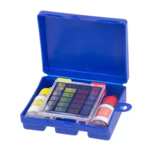 Komorový tester na meranie pH a chlóru. Balenie obsahuje tester a 2 tekuté dávkovače na meranie.