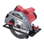 Okružná píla Worcraft CS15-185 je ideálnym nástrojom na presné pozdĺžne aj priečne rezy do dreva a iných materiálov. Vďaka výkonnému 1500 W motoru a rýchlosti 5000 ot./min si poradí aj s náročnejšími úlohami. Pílový kotúč s priemerom 185 mm umožňuje maximálnu hĺbku rezu 65 mm pri 90° a 44 mm pri 45°. Píla je vybavená robustnou základovou doskou
