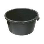 Plastový maltovník na maltu s objemom 65 litrov.