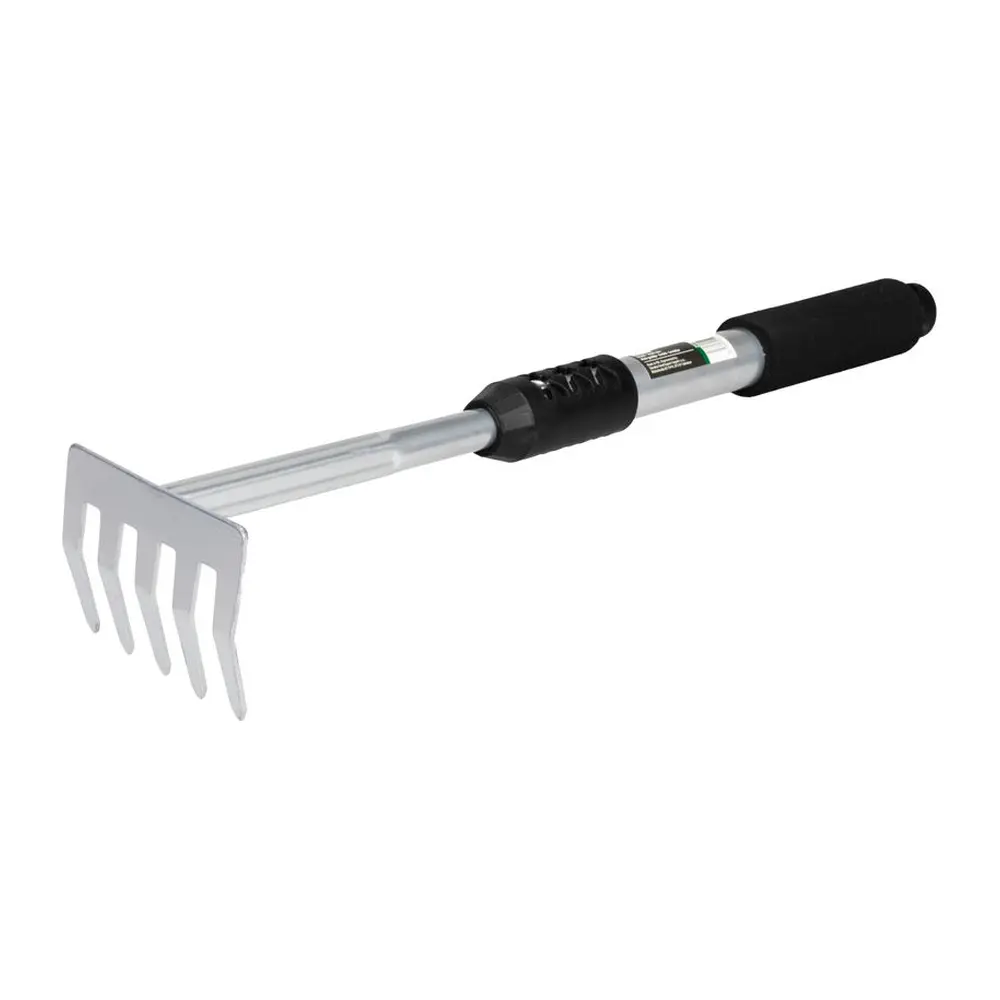 Hrable 5 zubé Strend Pro by nemali chýbať vo výbave vašej záhrady. Sú ideálne pre hrabanie trávy. Disponujú teleskopickou rukoväťou a ergonomicky tvarovaná rukoväť zabezpečuje lepšie držanie náradie. Rozmer je 85x400 mm.