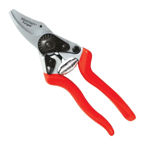 <p><strong>Záhradné nožnice AQUACRAFT® 330520 – kované nožnice s púzdrom pre profesionálnu starostlivosť o konáre</strong></p>