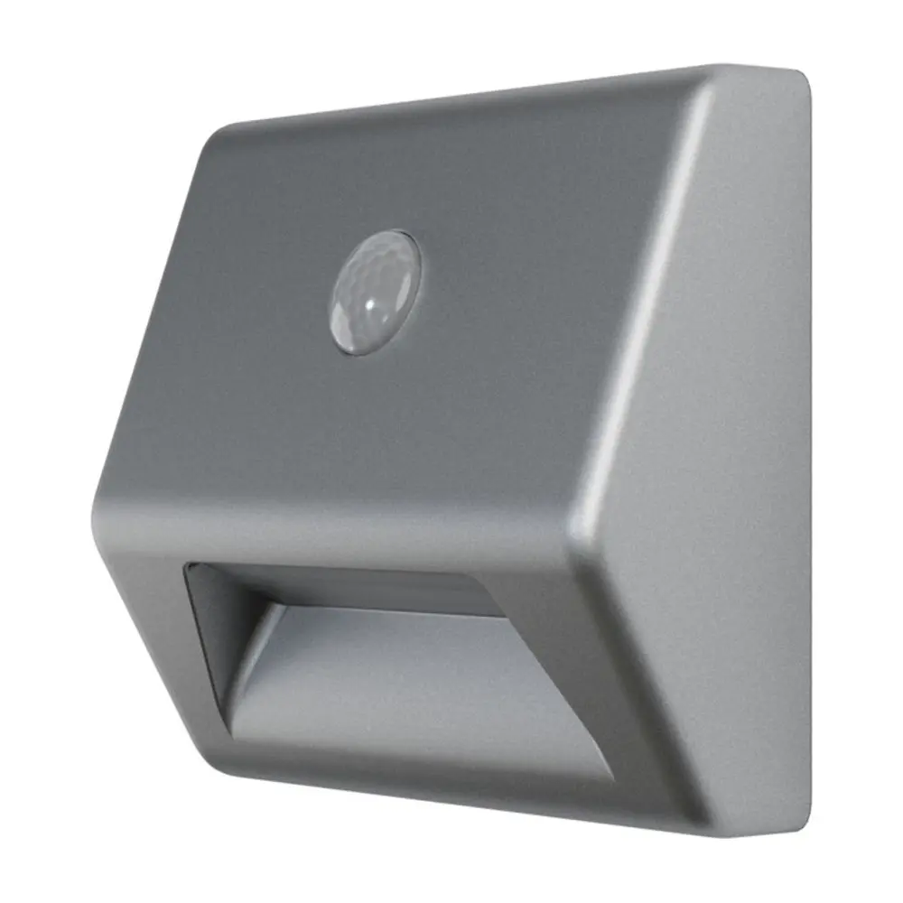 Schodiskové nočné svetlo LEDVANCE NIGHTLUX® Ceiling White je vhodné do interiéru aj exteriéru a vyžaruje neutrálne teplé svetlo. Keďže svetlo smeruje dole