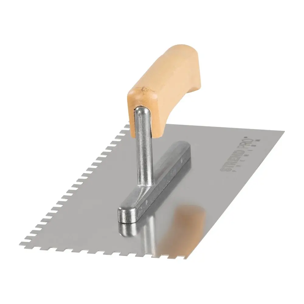Špičkové hladítko Strend Pro Premium vyrobené z nerezu s vysokou elasticitou. Má hliníkovú rukoväť v kombinácii s drevom. Vyrobené v EU.