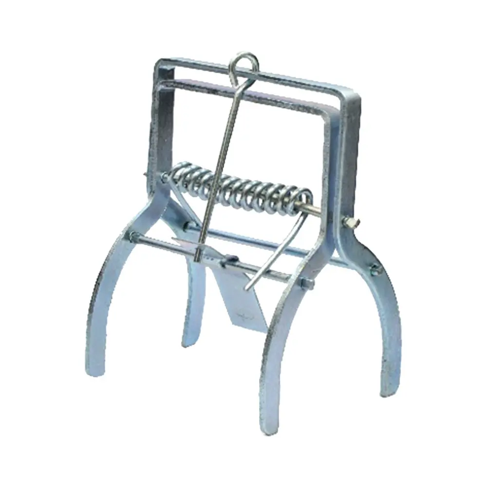 Jednoduchá mechanická pasca na krtov Strend Pro Vám pomôže proti tomuto škodcovi. Rozmery: 14x10 cm.