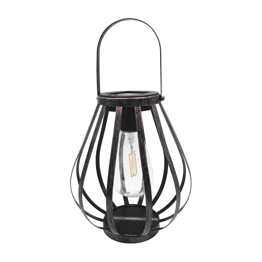 Solárna lampa na zavesenie Hadar je elegantným doplnkom každej záhrady. Môžete si ju zavesiť na strom alebo položiť kamkoľvek chcete