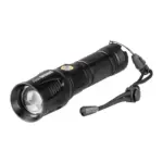 Objavte praktickosť a výkon Strend Pro Flashlight. Toto kvalitné nabíjacie svietidlo s maximálnym výkonom 1700 lm je ideálnym spoločníkom do prírody