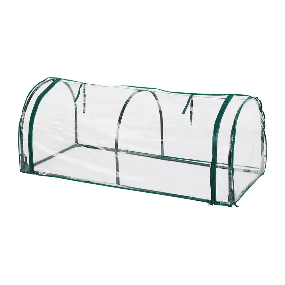 Parenisko STREND PRO Greenhouse v tvare tunela poskytuje ideálne podmienky na ochranu rastlín a podporu ich rastu.  Je vyrobené z odolných