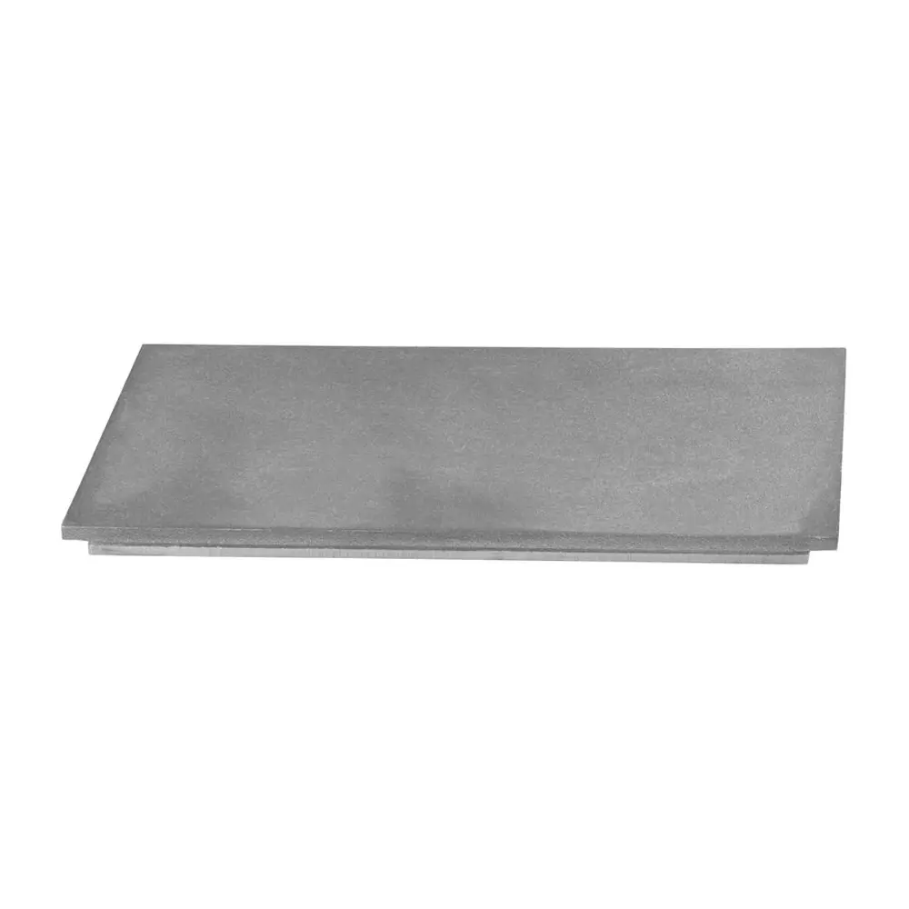 Platňa sporáková 425x250 mm je ideálna pre efektívne a rovnomerné rozloženie tepla pri varení. S jej odolným materiálom a presnými rozmermi je táto platňa perfektným doplnkom do každej kuchyne. Užite si skvelé výsledky pri príprave vašich obľúbených jedál s touto spoľahlivou platňou sporákovou.