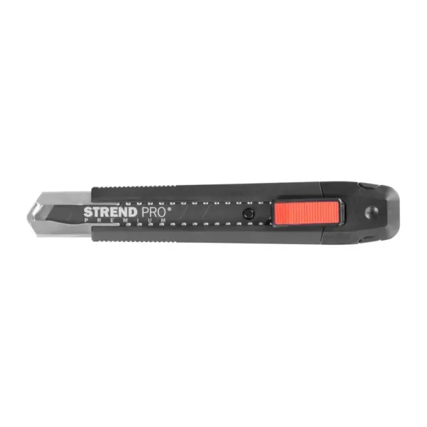 <p><strong>Profesionálny odlamovací nôž Strend Pro Premium BlackMatt</strong> <strong>so špeciálnym dizajnom</strong> a <strong>znamenitou kvalitou</strong>. Čepeľ je vyrobená z <strong>uhlíkovej ocele</strong>