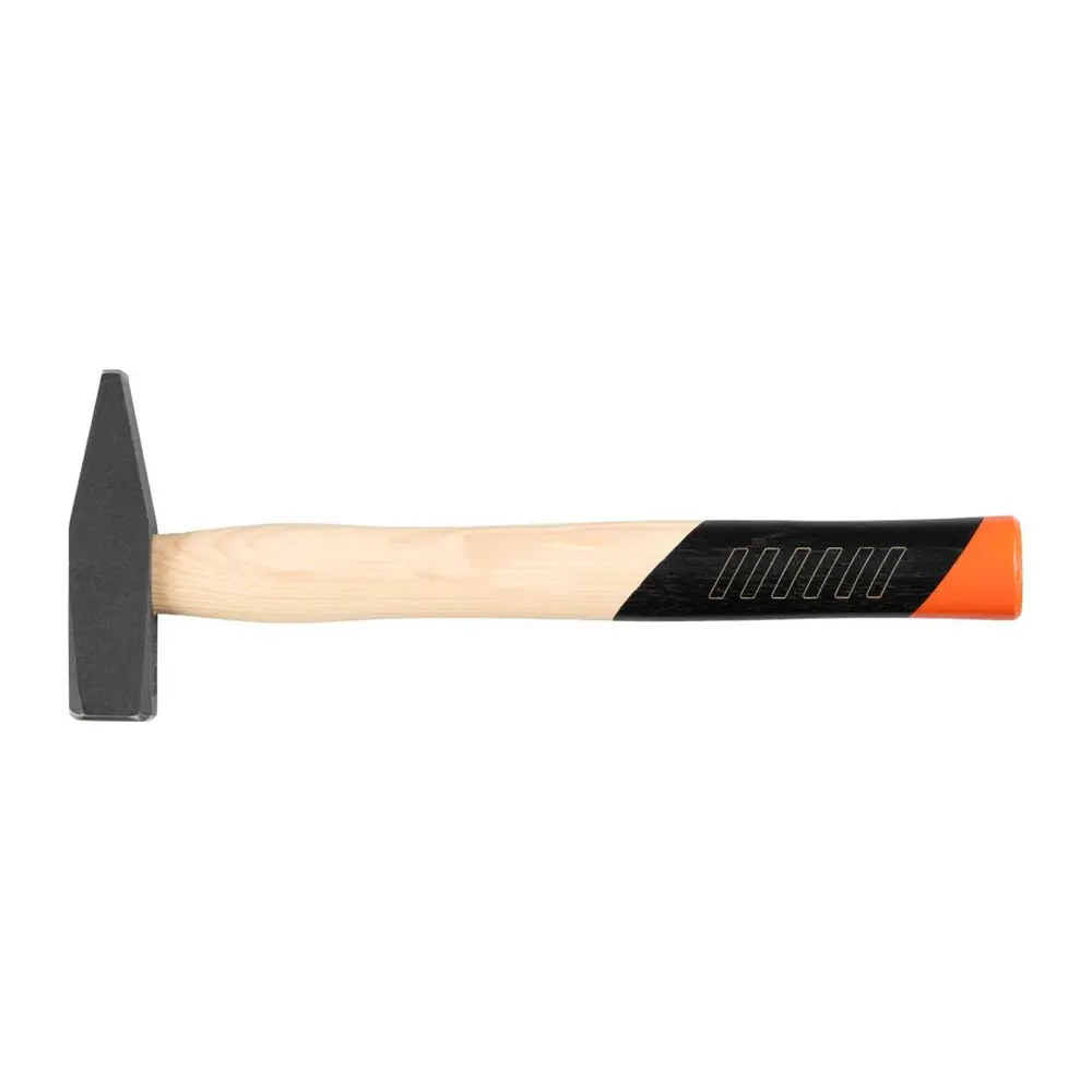 Ergonomická drevená rukoväť vyrobená s kmeňa stromu Hickory. Hickory je drevo z orechovca bieleho