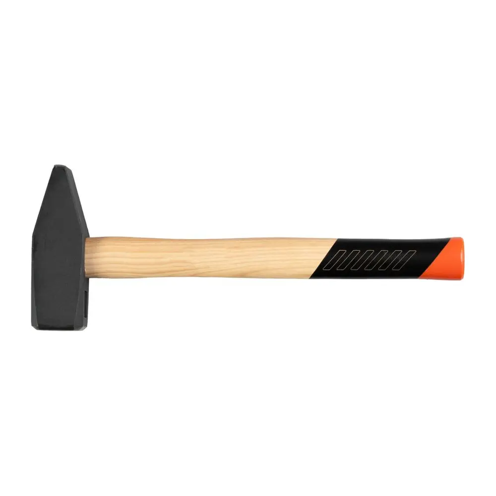 Ergonomická drevená rukoväť vyrobená z kmeňa stromu Hickory. Hickory je drevo z orechovca bieleho