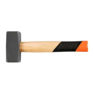 Ergonomická drevená rukoväť vyrobená s kmeňa stromu Hickory. Hickory je drevo z orechovca bieleho