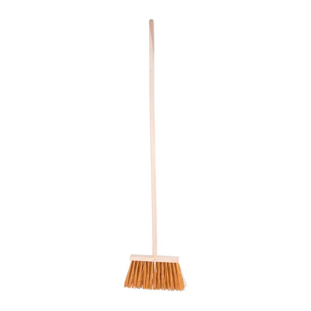 Metla Geco Indust Brown WH je spoľahlivý nástroj pre účinné upratovanie vo vašej priemyselnej prevádzke. S dĺžkou 250 mm a násadou 1200 mm je ideálna na čistenie väčších ploch s minimálnym úsilím. Vďaka svojej hnedo-čiernej farbe je nielen praktická