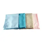 Utierka MagicHome je nevyhnutným pomocníkom v každej domácnosti. Vďaka svojmu microfiber materiálu dokonale zbiera prach a nečistoty