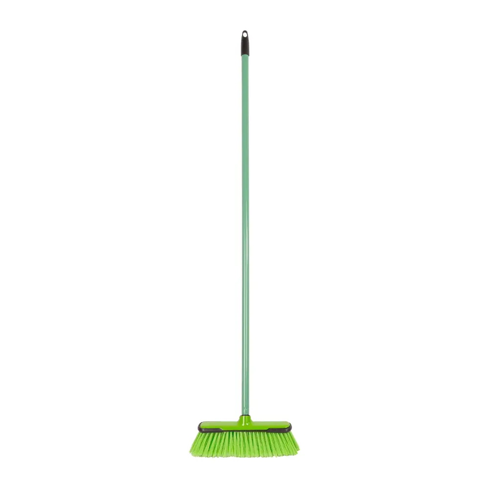 Metla s násadou 120 cm.