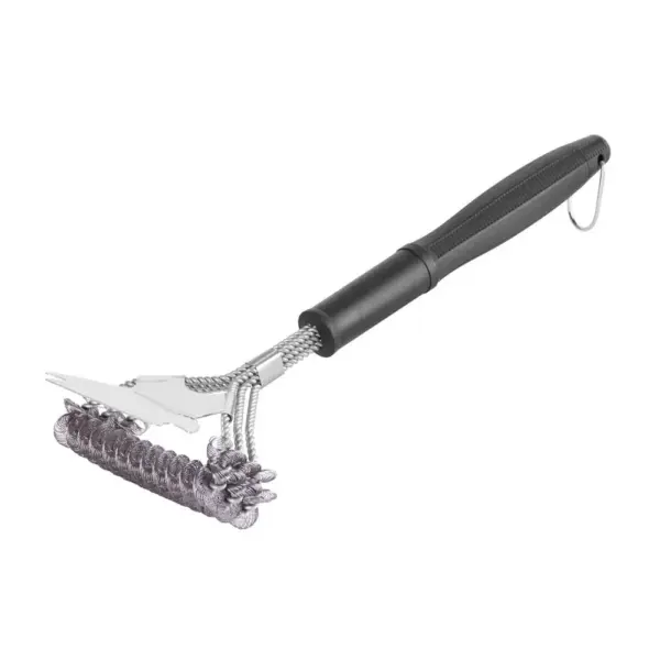 <p>Kefa na čistenie grilu Strend Pro Grill slúži na odstránenie nečistôt z grilovacieho roštu. Má čiernu plastovú rúčku pre lepšie uchopenie. Na nej je umiestnená valcová kefa z pozinkovaného drôtu a škrabka na zvyšky jedál z nerezu. Nemusíte sa báť prípadného poškodenia alebo poškriabania grilovacieho roštu. Rozmery: 41