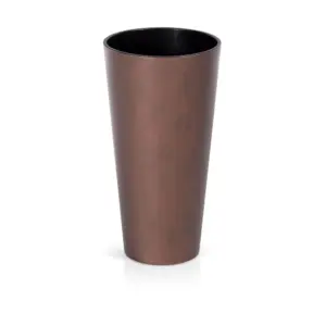 Unikátny industriálny dizajn kvetináčov TUBUS Corten medenej farby doladí a obzvláštni Váš domov.