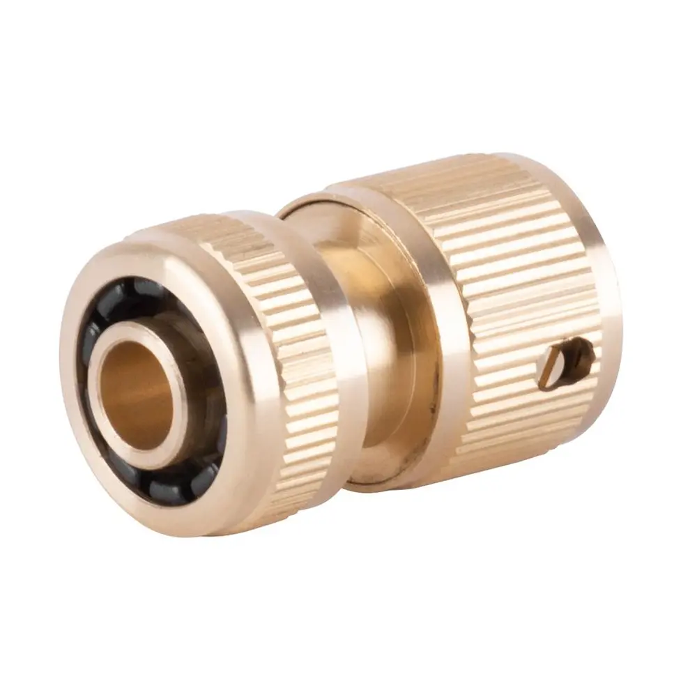 Rýchlospojka Strend Pro je ideálna pre rýchle a jednoduché pripojenie hadice v záhrade. Vyrobená z kvalitného mosadzného materiálu s priemerom 1/2"