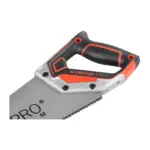 ktorá umožňuje hladký rez a zabraňuje zasekávaniu. Ergonomická rukoväť. Použitie : drevo