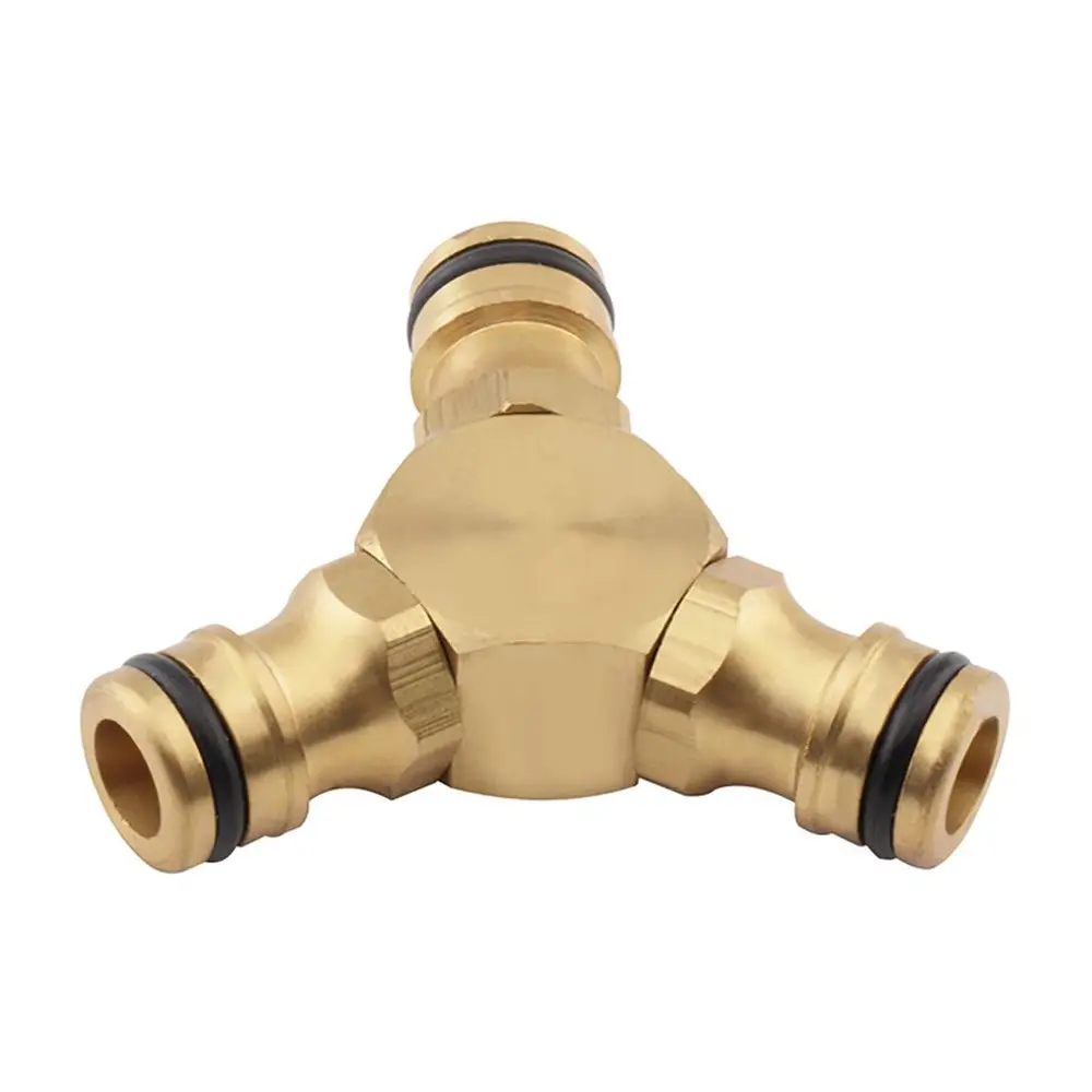 Spojovací medzikus Strend Pro je vyrobený z kvalitného mosadzného materiálu a má veľkosť 1/2". S tromi cestami umožňuje jednoduché spojenie viacerých potrubí pre efektívny prenos vody alebo iných tekutín. Ideálny pre profesionálnych aj domácich používateľov.
