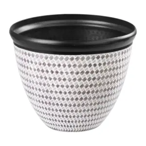 Moderný a elegantný kvetináč Marble so zaujímavým vzorom je vhodný na celoročné vonkajšie aj vnútorné použitie