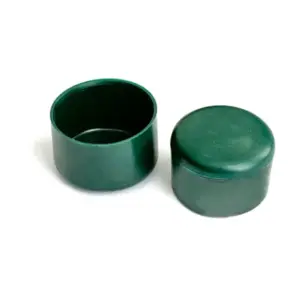 Zelená čiapka Strend Pro METALTEC s okrúhlym stĺpikom je ideálnym doplnkom pre milovníkov outdoorových aktivít. S plastovým materiálom a priemerom 48 mm je táto čiapka nielen štýlová