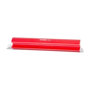 Hladítko Strend Pro Premium je určené na vyhladenie sadrových stierok a omietok a na tmelenie pri sadrokartónových prácach. Ideálne na použitie pri dekoratívnych omietkach. Ľahká manipulácia zaručuje precíznu prácu