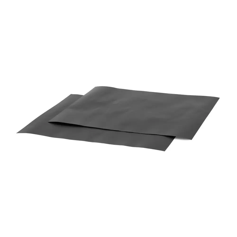 Grilovacia podložka: - materiál: PTFE - Coating Fiberglass Fabric (sklenené vlákno s teflónovou úpravou).- grilovacia podložka je vhodná na všetky typy jedál- jedlo vďaka nej zostane mäkké