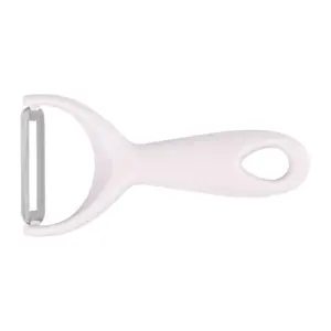 Kuchynská škrabka na zeleninu MagicHome je skvelý pomocník pri čistení zeleniny. Disponuje ergonomickou rukoväťou. Ostrá čepeľ je vyrobená z nerezu a rukoväť je plastová. Vhodná do umývačky na riad. Rozmery: 6