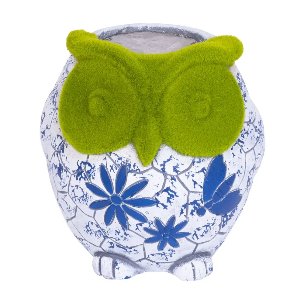 Dodajte svojej záhrade eleganciu a neošúchanosť ! Záhradná keramická dekorácia Sova s modrým ornamentom a poťahom imitácie trávy určite skrášli každý vonkajší priestor. Do dekorácie si posaďte svoj oľúbený kvet. Rozmery: 26