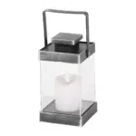 Lampáš MagicHome retro so sviečkou je vkusným doplnkom vášho inetriéru. Je to dekorácia s LED osvetlením. Farba LED je teplá biela a počet LED je 1. Disponuje funkciou plápolania plameňa a spínačom ON/OFF. Trieda ochrany je IP20 a slúži len na vnútorné používanie. Napájanie zabezpečujú 3 x AAA batérie
