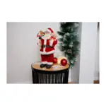 tkaniny a kovu. Výška je 30 cm. 