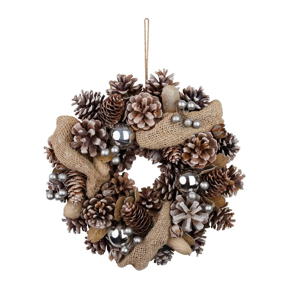 Ozdobte svoj domov s jemným a elegantným adventným vencom MagicHome. Tento prírodný veniec v krémovej farbe má rozmery 30x8 cm a je doplnený krásnou stuhou