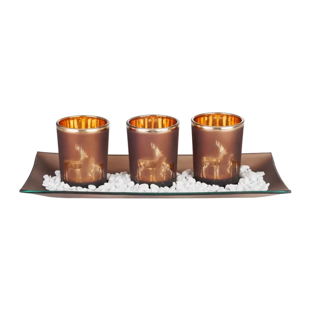 Pridajte do svojho domova elegantný a vianočný nádych so svietnikom MagicHome. Tento krásny svietnik medenej farby je umiestnený na štýlovom podnose s rozmermi 26x12x7 cm