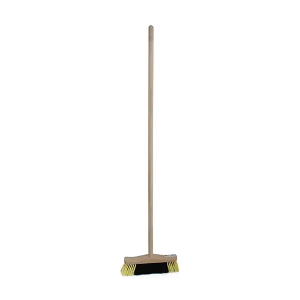 Metla Geco Z30R je spoľahlivá a robustná drevená metla s dĺžkou 300 mm