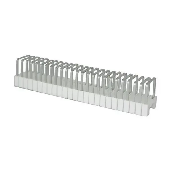 Spony Strend Pro Premium R1405 sú vyrobené pre profesionálne použitie a zabezpečia spoľahlivé upevnenie káblov s priemerom 4-6 mm. S balením obsahujúcim 200 kusov môžete pokryť širokú škálu inštalácií a práce so sietovými káblami. S týmito sponami budete mať istotu stabilného a bezpečného upevnenia káblov vo vašom projekte.