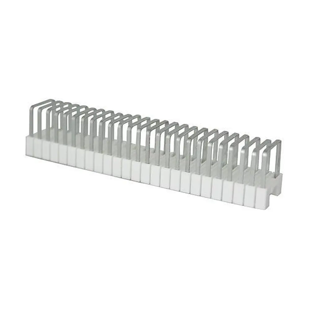 Spony Strend Pro Premium R1405 sú vyrobené pre profesionálne použitie a zabezpečia spoľahlivé upevnenie káblov s priemerom 4-6 mm. S balením obsahujúcim 200 kusov môžete pokryť širokú škálu inštalácií a práce so sietovými káblami. S týmito sponami budete mať istotu stabilného a bezpečného upevnenia káblov vo vašom projekte.