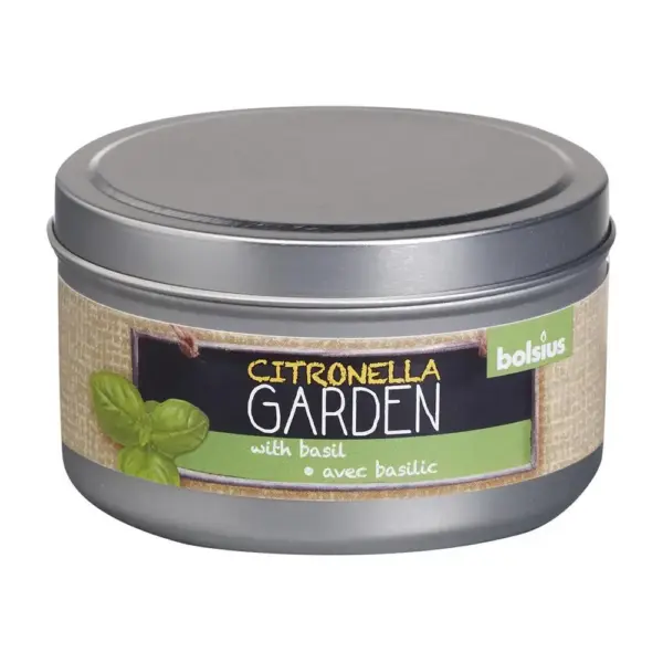 <p><strong>Vonkajšia terasová sviečka</strong> Bolsius Jar Citronella<strong> proti komárom s citrusovou vôňou</strong>  <strong>bazalky</strong> Vám spríjemní posedenia na záhrade a terase.  Špeciálna konzistencia zaisťuje lepšie horenie pre vonkajšie použitie.</p>