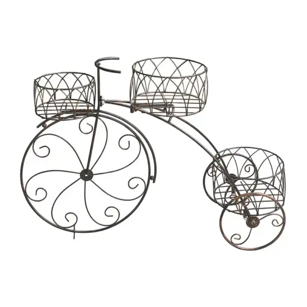 Dodajte svojej záhrade originálnosť vďaka stojanu na kvetináče Strend Pro v tvare bicykla. Tento stojan skrášli každý dvor a záhradu. Stojan je vyrobený z kovu a je navrhnutý s 3 držiakmi na vystavenie vašich kvetov alebo rastlín v kvetináčoch. Celkové rozmery stojana: 60x21x42 cm. </br>