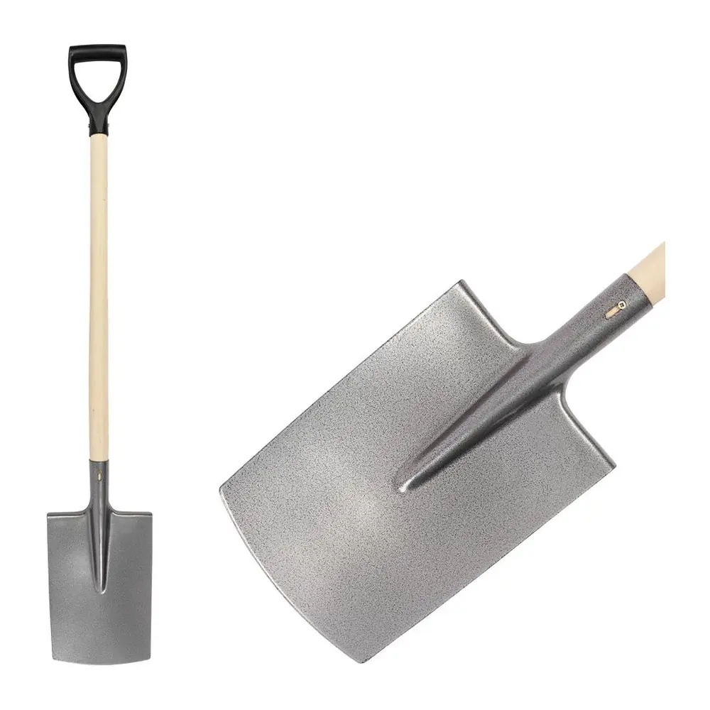 Rovný rýľ si môžete vložiť do násady a rovno s nám začať pracovať.