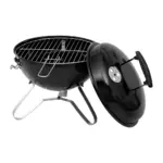 Gril na drevené uhlie Strend Pro Niko BBQ je kompaktný a praktický pomocník pre všetkých milovníkov grilovania. Vďaka grilovacej ploche s rozmerom 34 cm ponúka dostatok priestoru na prípravu chutných jedál pre rodinu alebo priateľov.
