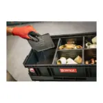 ale aj na uskladnenie napr. rôznych predmetov z garáže. Vo verzii Flex je Box vybavený 5 nastaviteľnými prepážkami