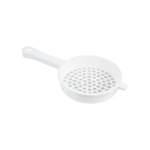 <p>Plastový pevný haluškár s rúčkou a s dierkami o priemere 12mm. Priemer 18cm