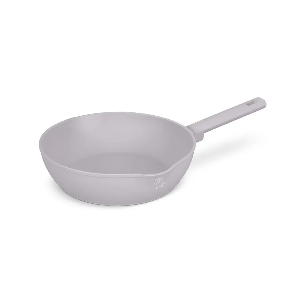 Hlboká panvica s dvojitým výlevným hrdlom (28 cm) z kolekcie Taupe Collection je skutočne odolná a praktická voľba pre moderné kuchyne. Panvica s priemerom Ø28 cm je vyrobená z kovaného hliníka